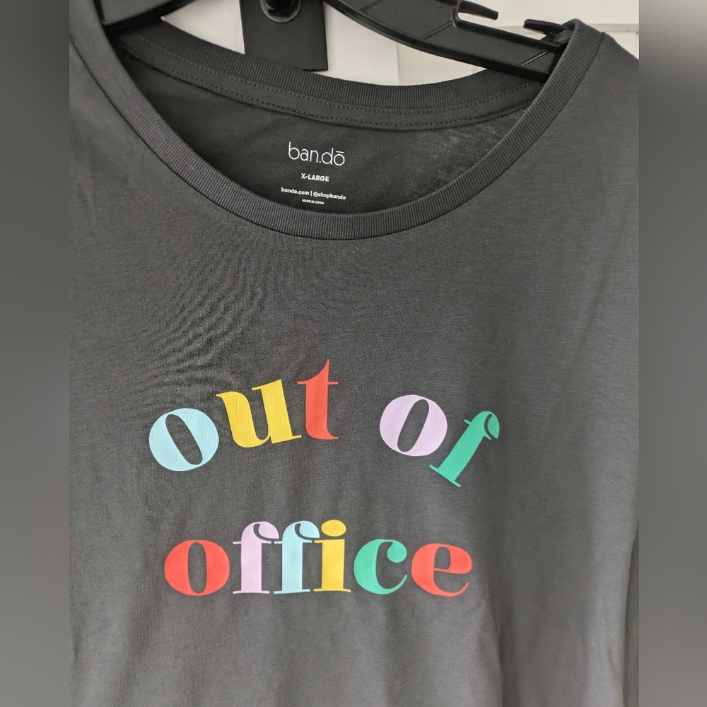 🌸 NWT Out Of Office Vintage Style Faded Black Tee from ban.do (SIZES L, XL, 1X) - Picture 4 of 10